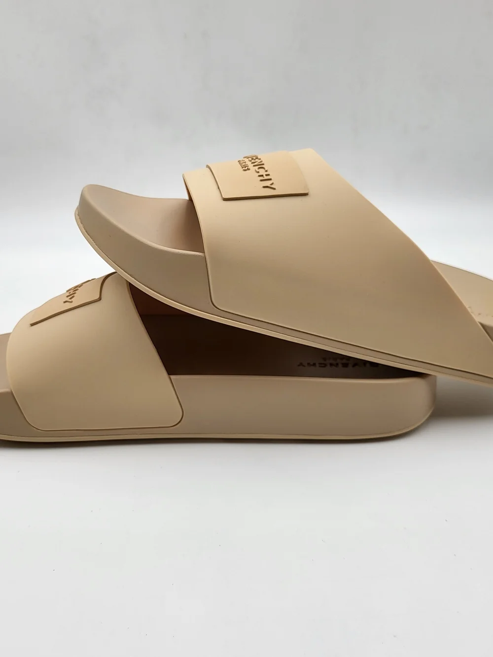 Givenchy Label Slide mules in rubber EU39 New!!! UNISEX..